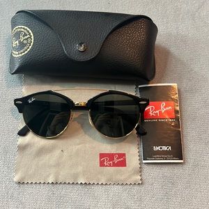 Raybans classic